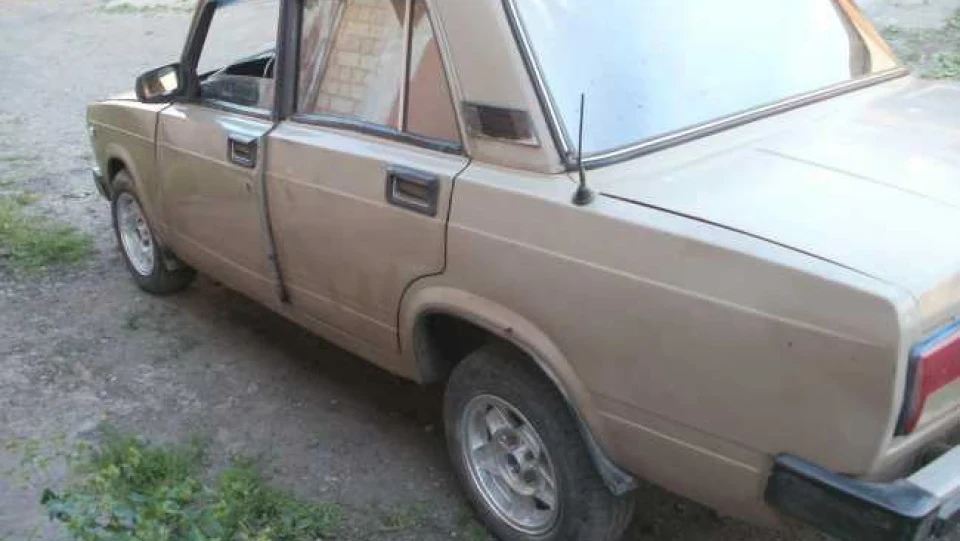 Lada 2105 2