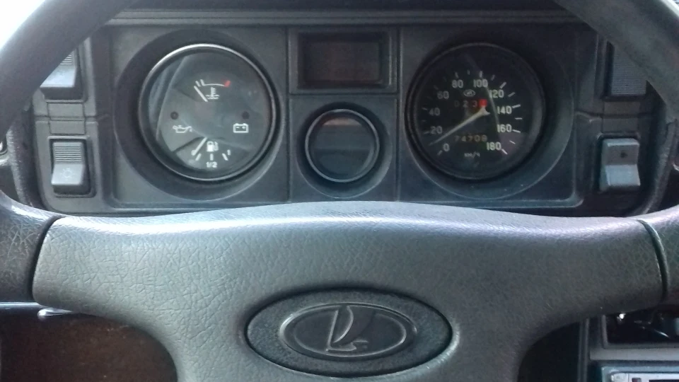 Lada 2105 2