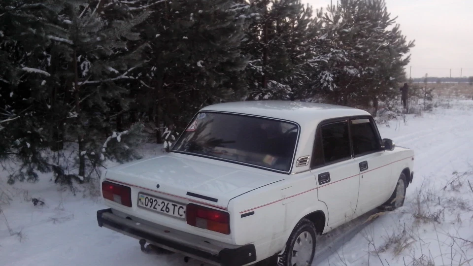 Lada 2105 ........................