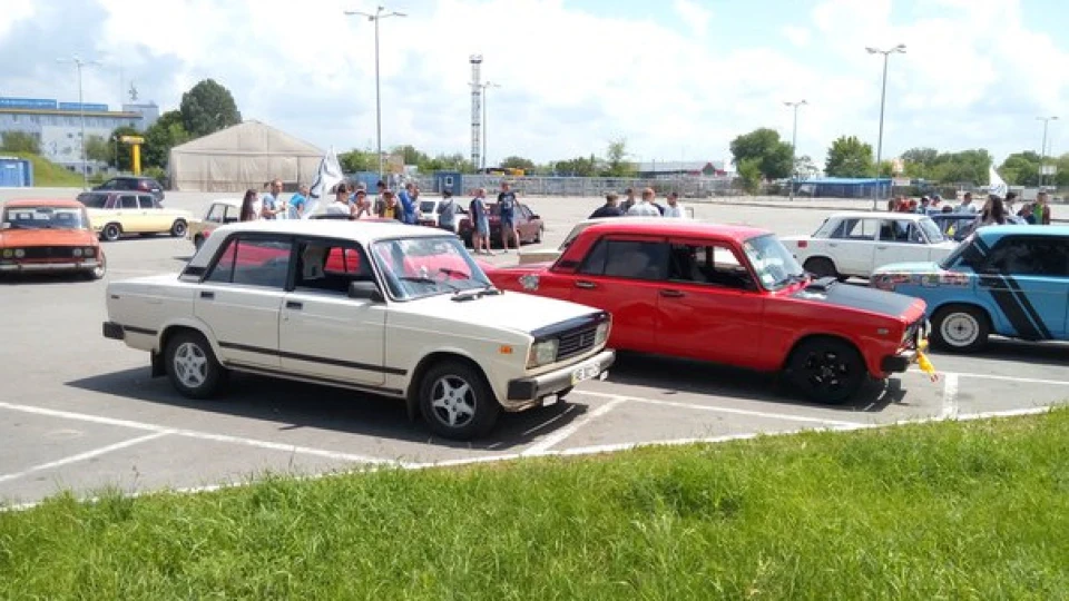 Lada 2105 2