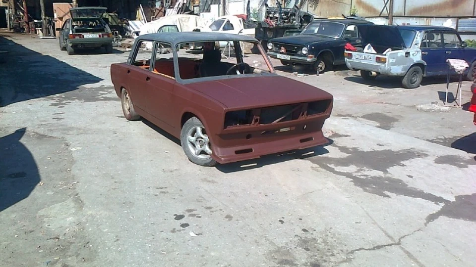 Lada 2105 2