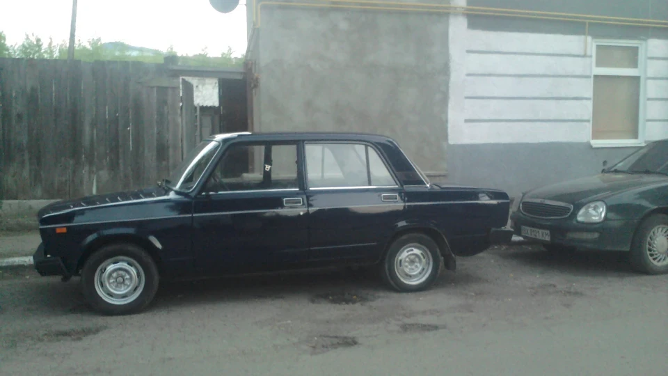 Lada 2105 3