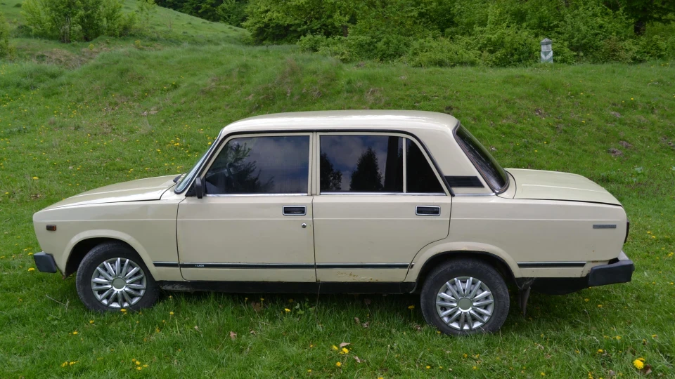 Lada 2105