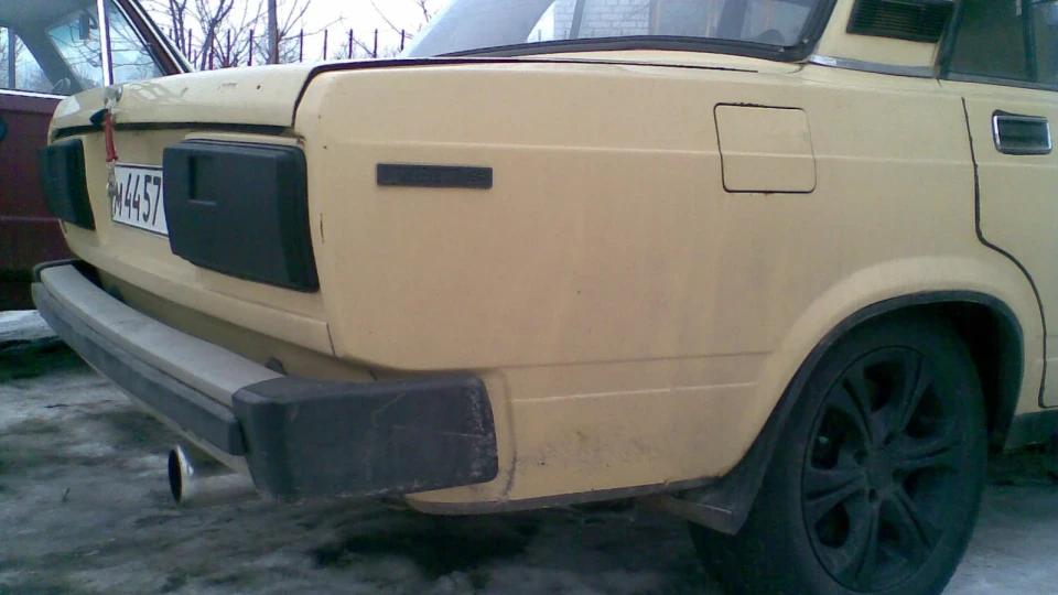 Lada 2105 3