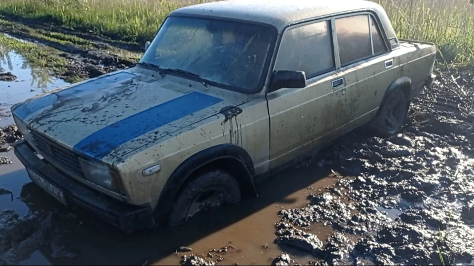 Lada 2105 4