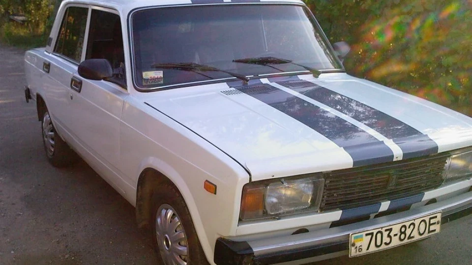 Lada 2105 2