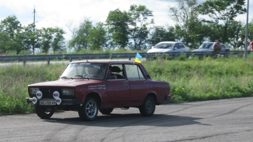 Lada 2105 4