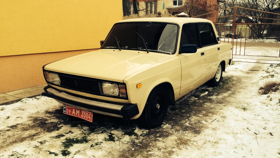 Lada 2105 3