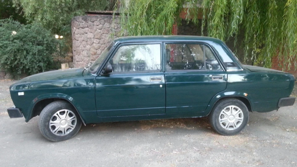 Lada 2105