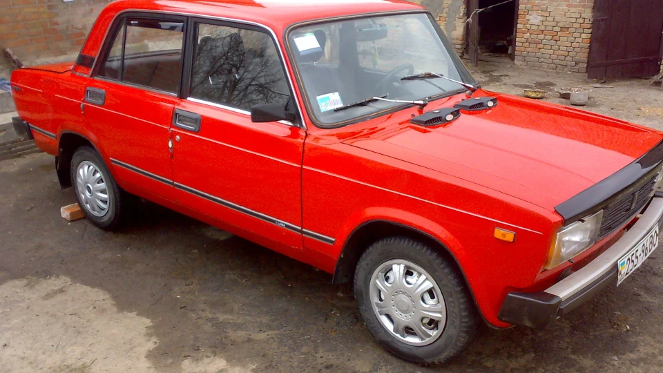 Lada 2105 3