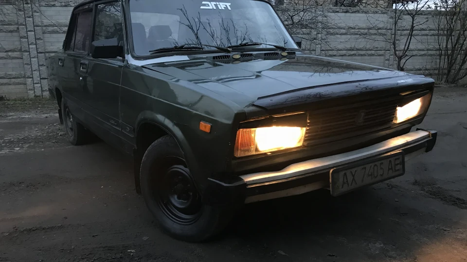 Lada 2105 2