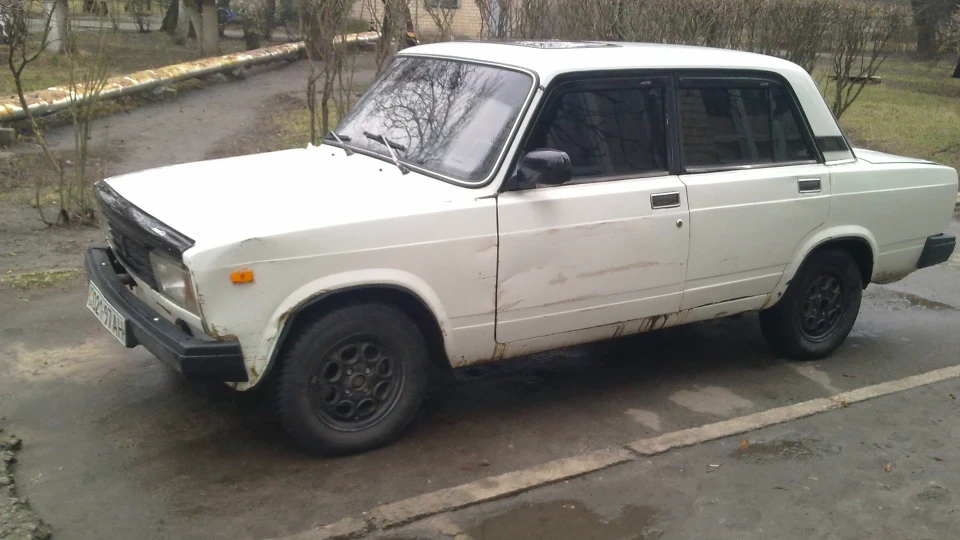 Lada 2105 2