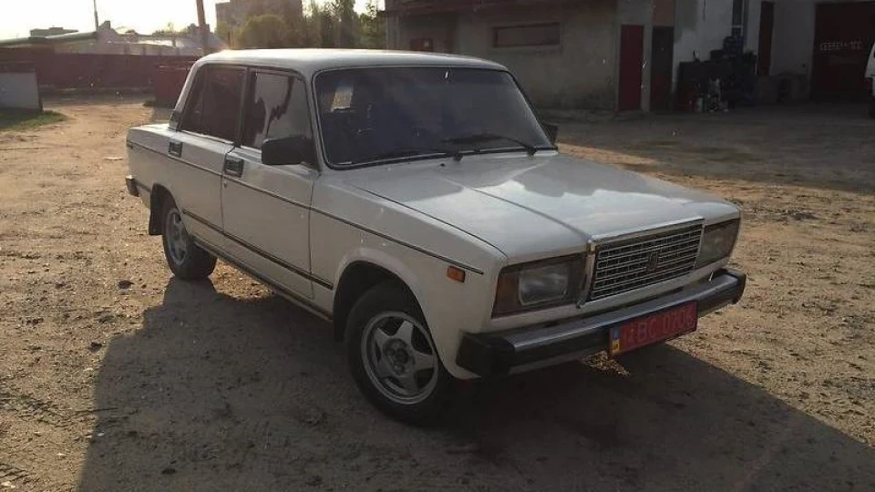 Lada 2105 2