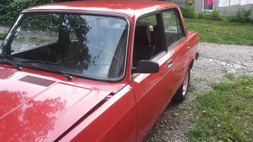 Lada 2105 2