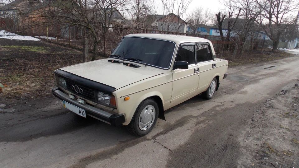 Lada 2105 2