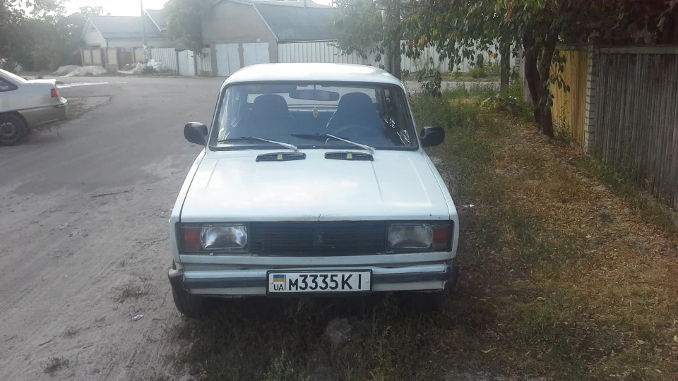 Lada 2105 2