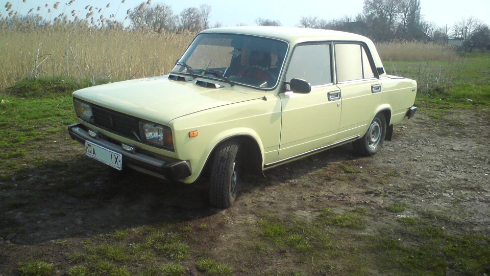 Lada 2105 2