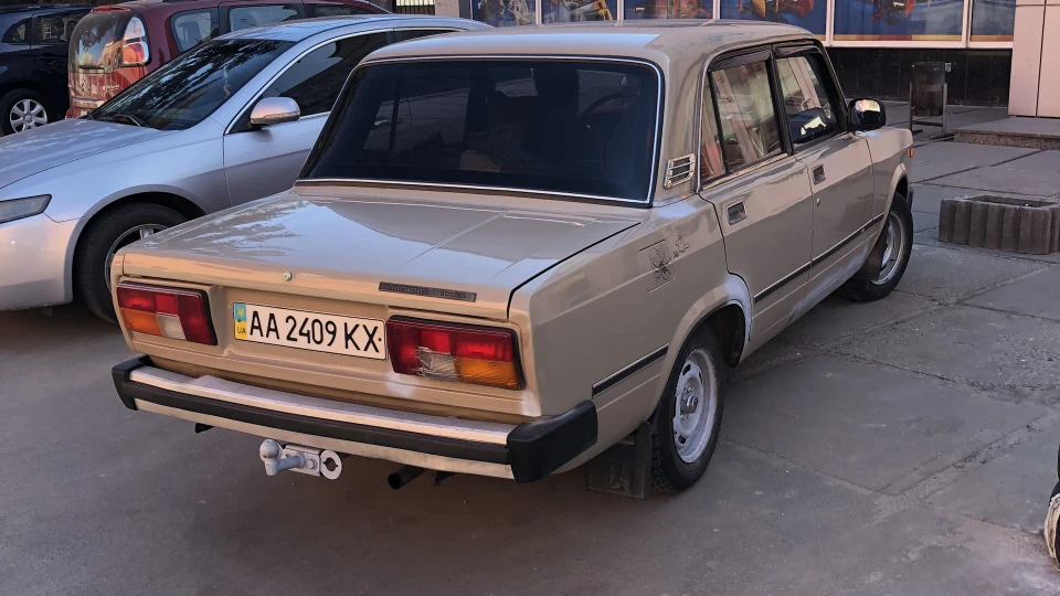 Lada 2105