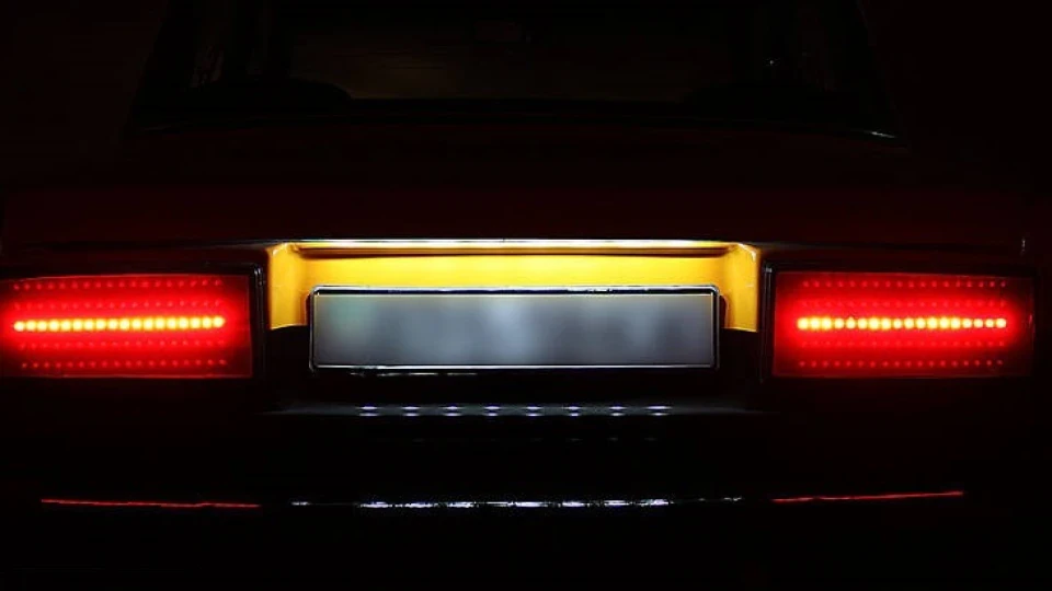 Lada 2105 4