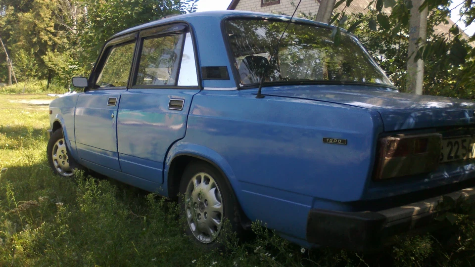 Lada 2105 3