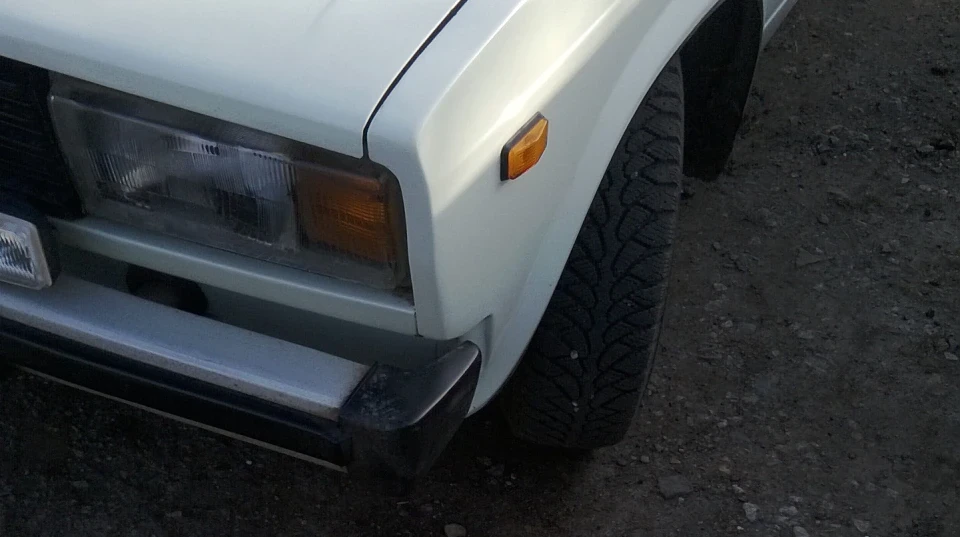 Lada 2105 3