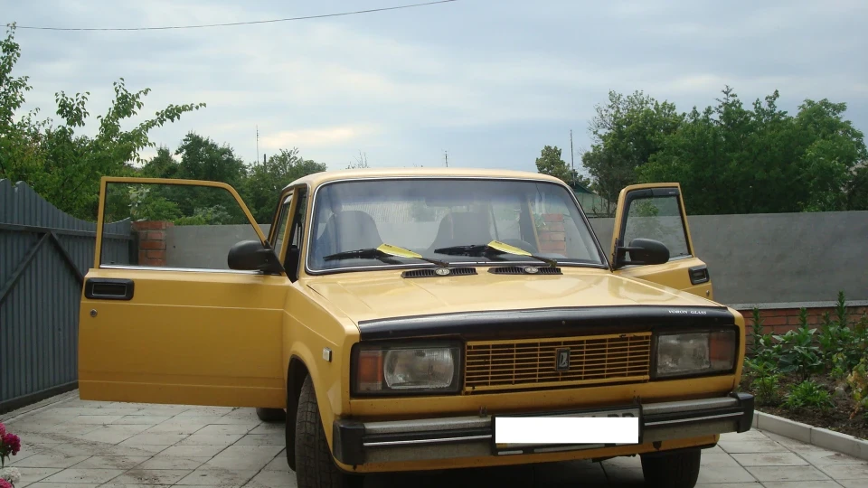 Lada 2105