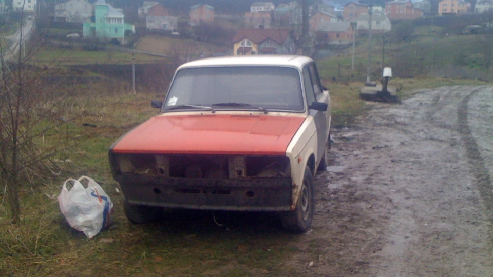 Lada 2105 3