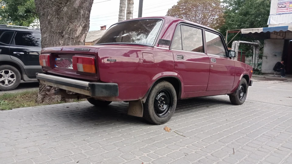 Lada 2105
