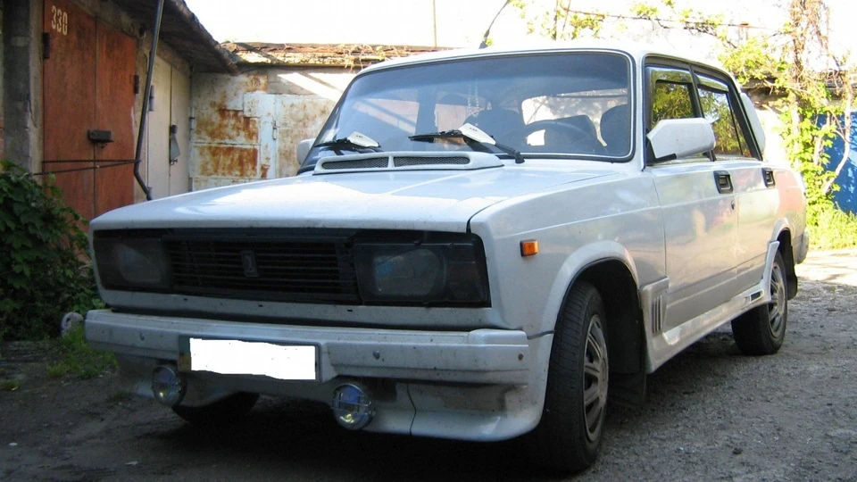 Lada 2105