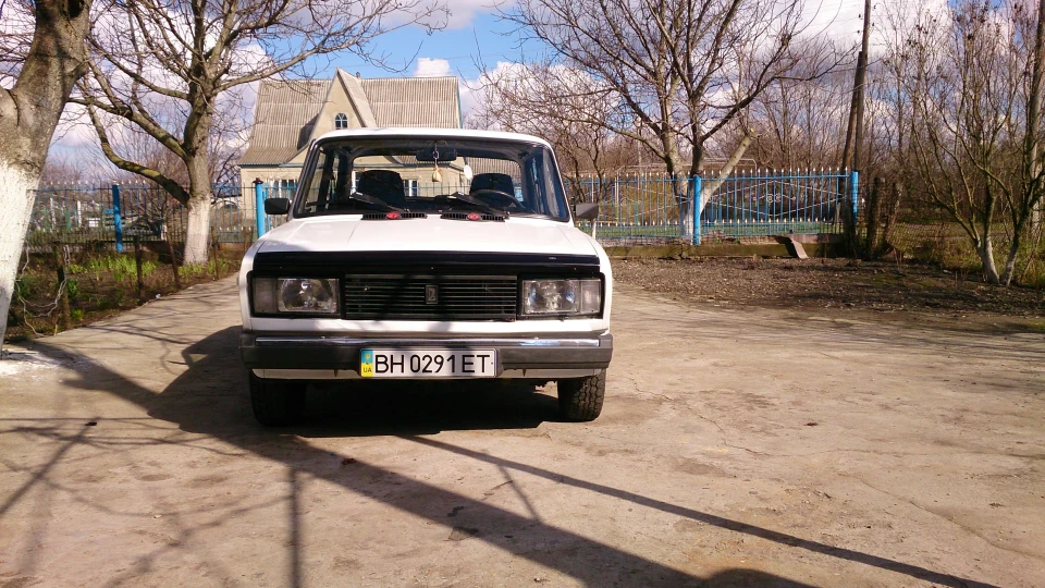 Lada 2105 3