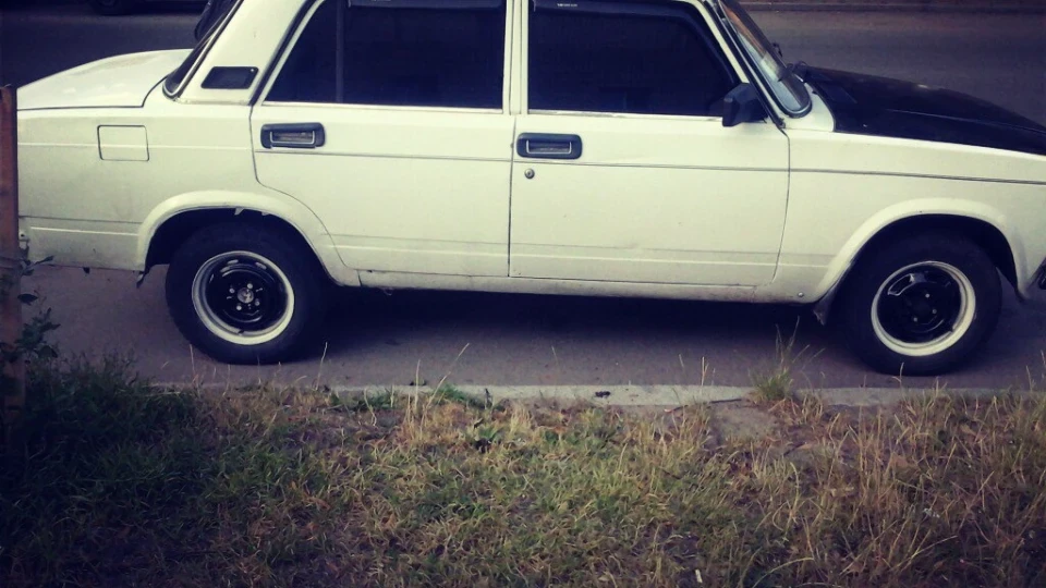 Lada 2105 2