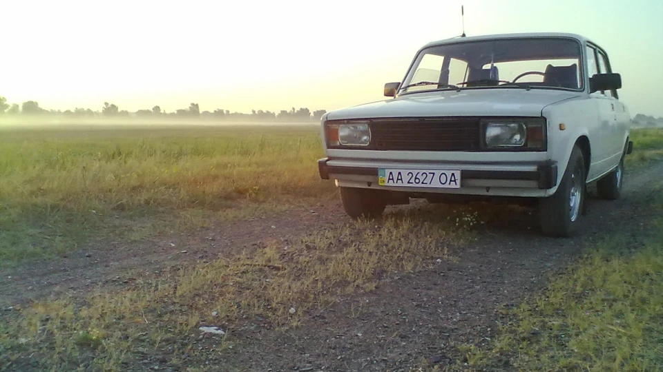 Lada 2105 1300S Біла хмара 2