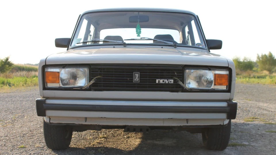 Lada 2105 1500 '95 4