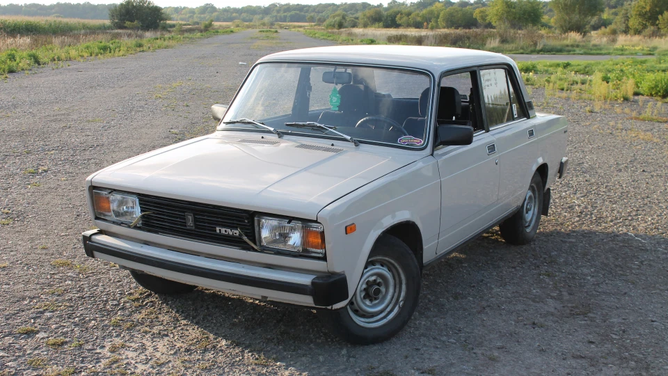 Lada 2105 1500 '95 5
