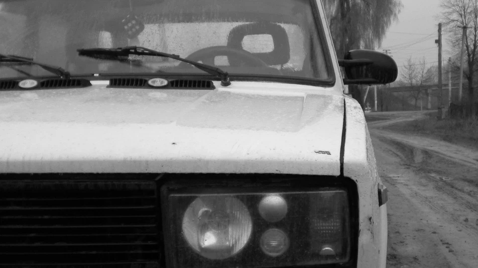 Lada 2105 1.6 bianco 5