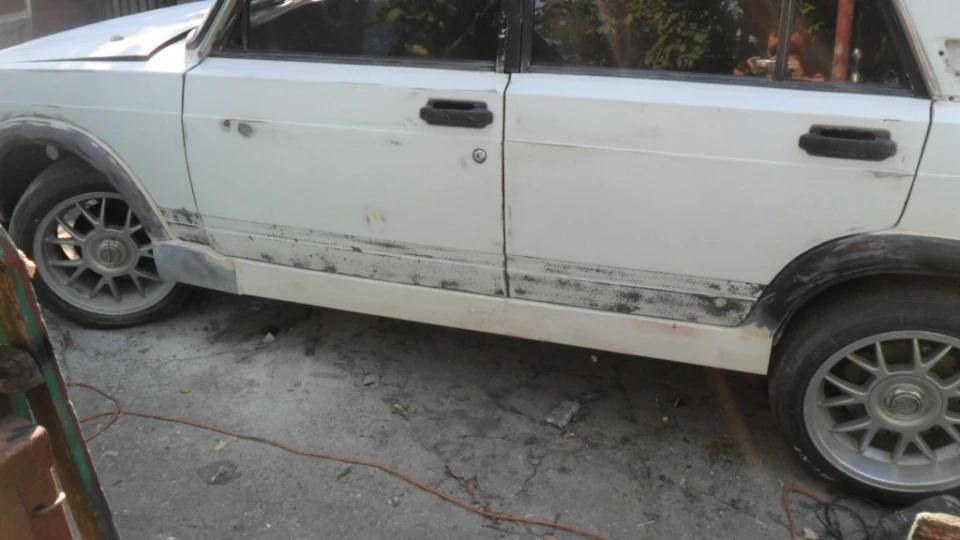 Lada 2105 1.6 не турбо 3