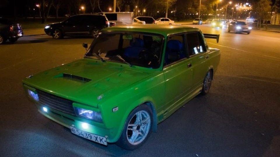 Lada 2105 16v"EVIL SHREK" 4