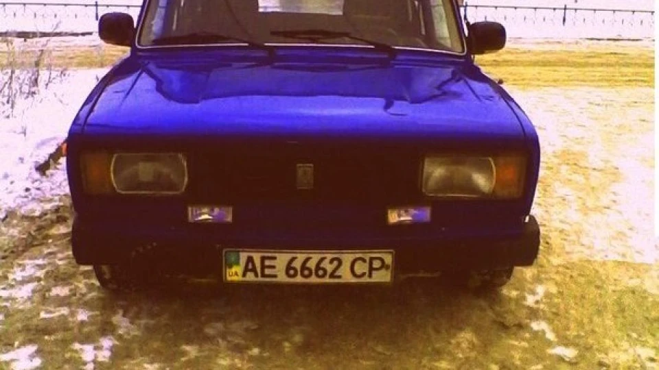 Lada 2105 1.7 синева 4