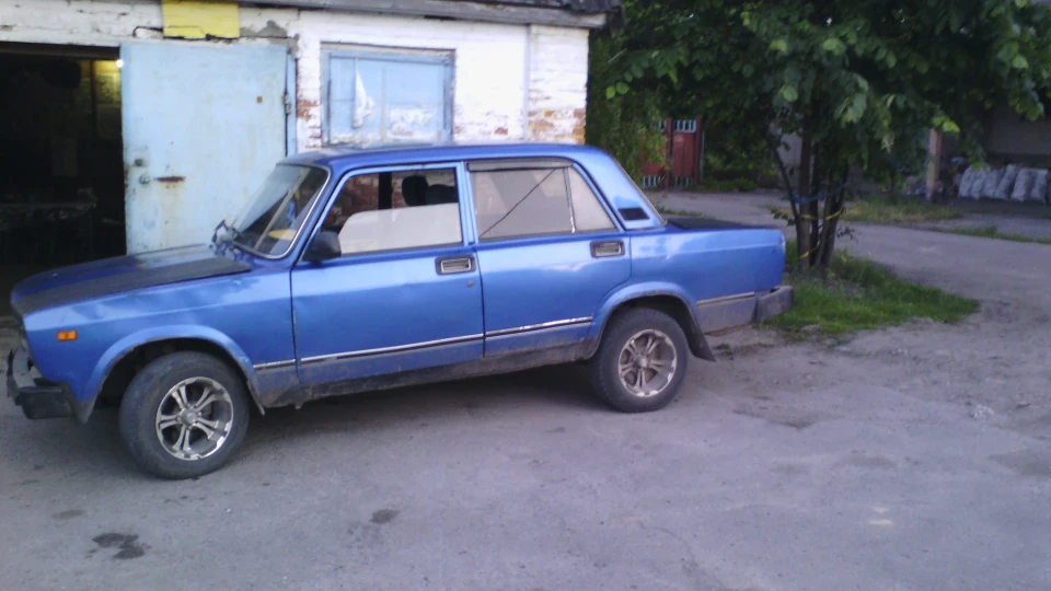Lada 2105 21053 2