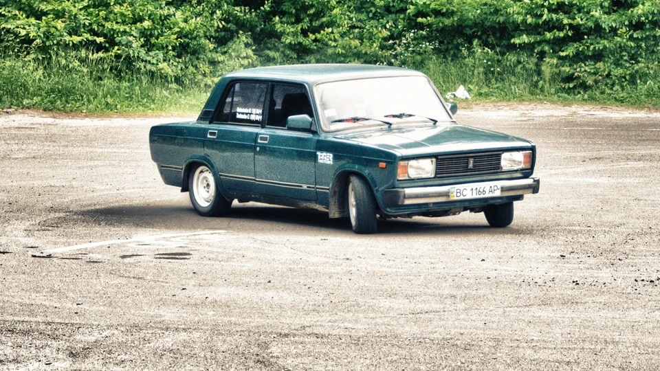 Lada 2105 Адська Зільонка)))) 2