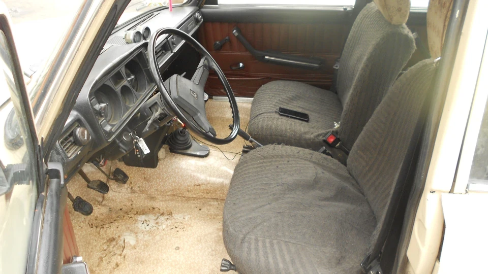 Lada 2105 Айворі 3