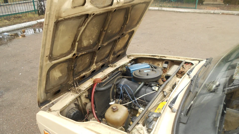 Lada 2105 Айворі 5