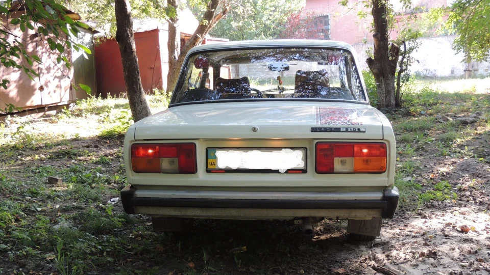Lada 2105 Біла ластівка 3