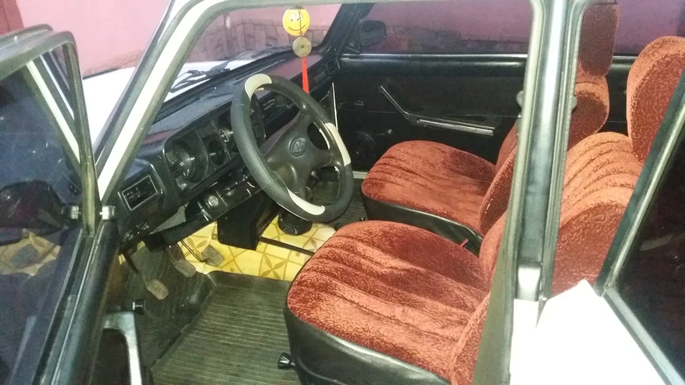 Lada 2105 Білосніжка 2