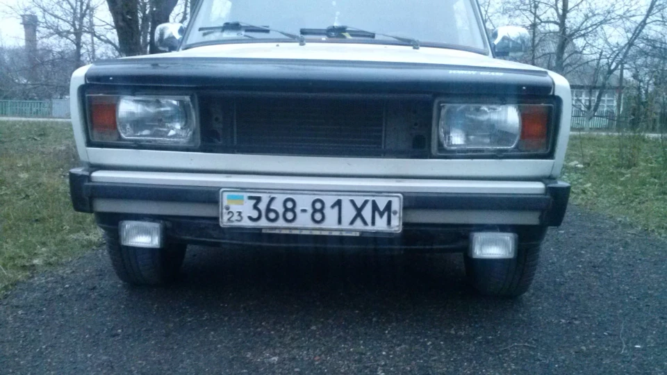 Lada 2105 білий дракон 2