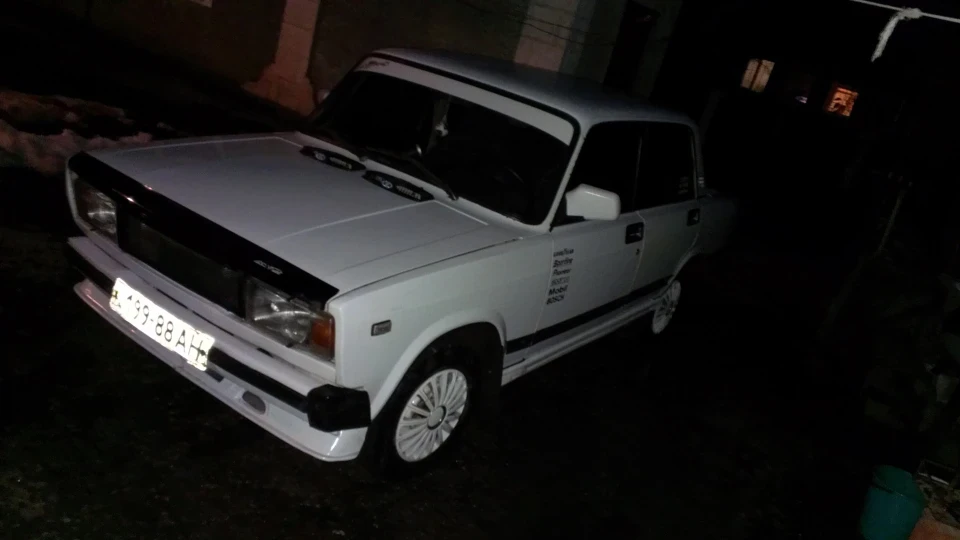 Lada 2105 Білий ТаЗ 5