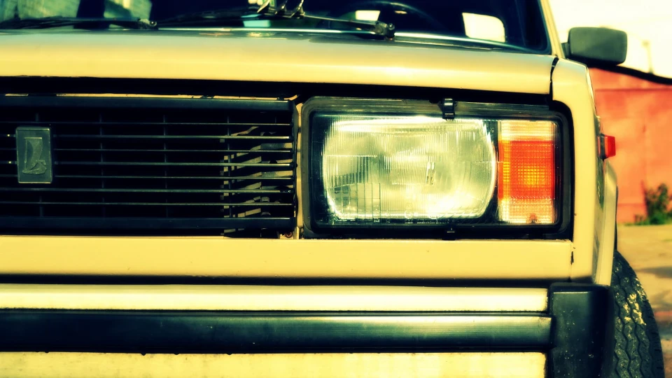 Lada 2105 Бежева П'ятірочка 2