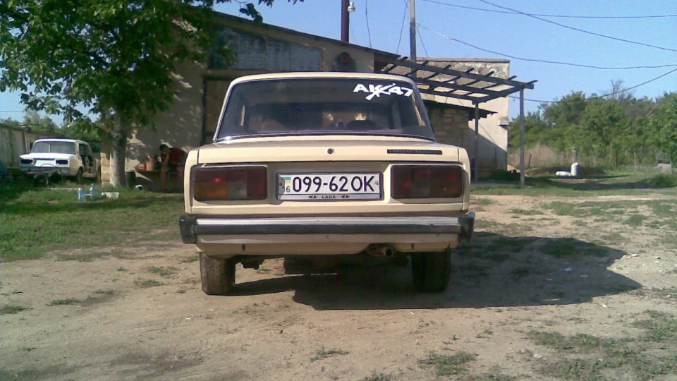Lada 2105 Біжий кінь 3