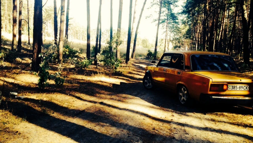 Lada 2105 bokovaz 2