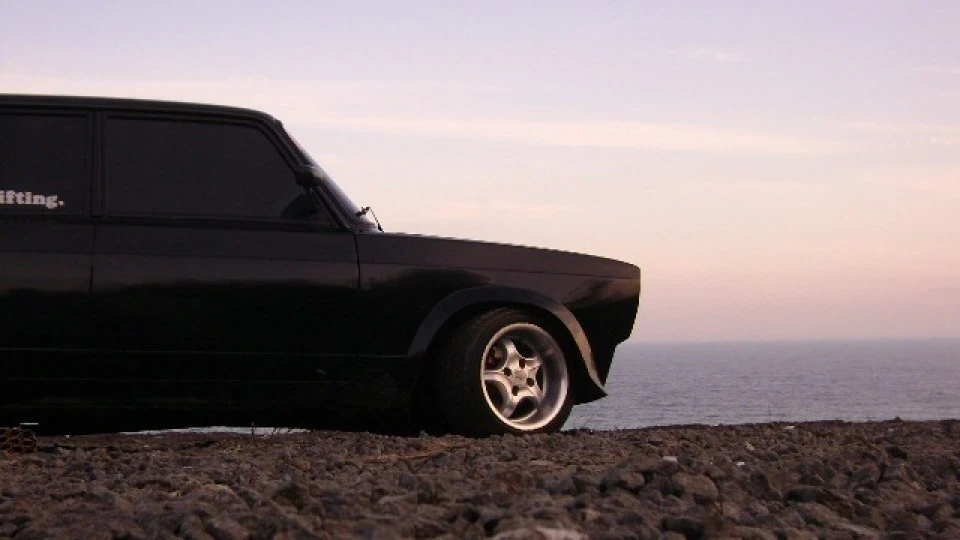 Lada 2105 чорна I♥Drifting. 4